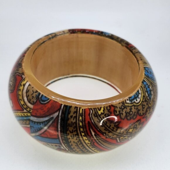 VINTAGE RETRO PAISLEY FLORAL CHUNKY BOHO BANGLE BRACELET DOMED CORAL RED - Picture 4 of 7